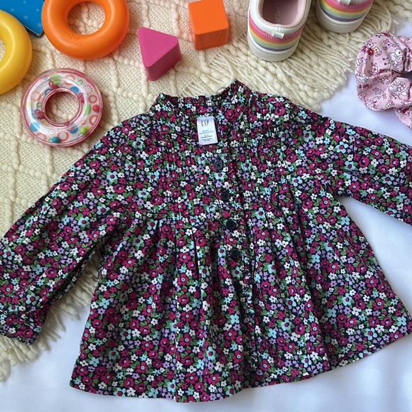 Baby GAP 6-12 Months Top - Picture 5 of 6